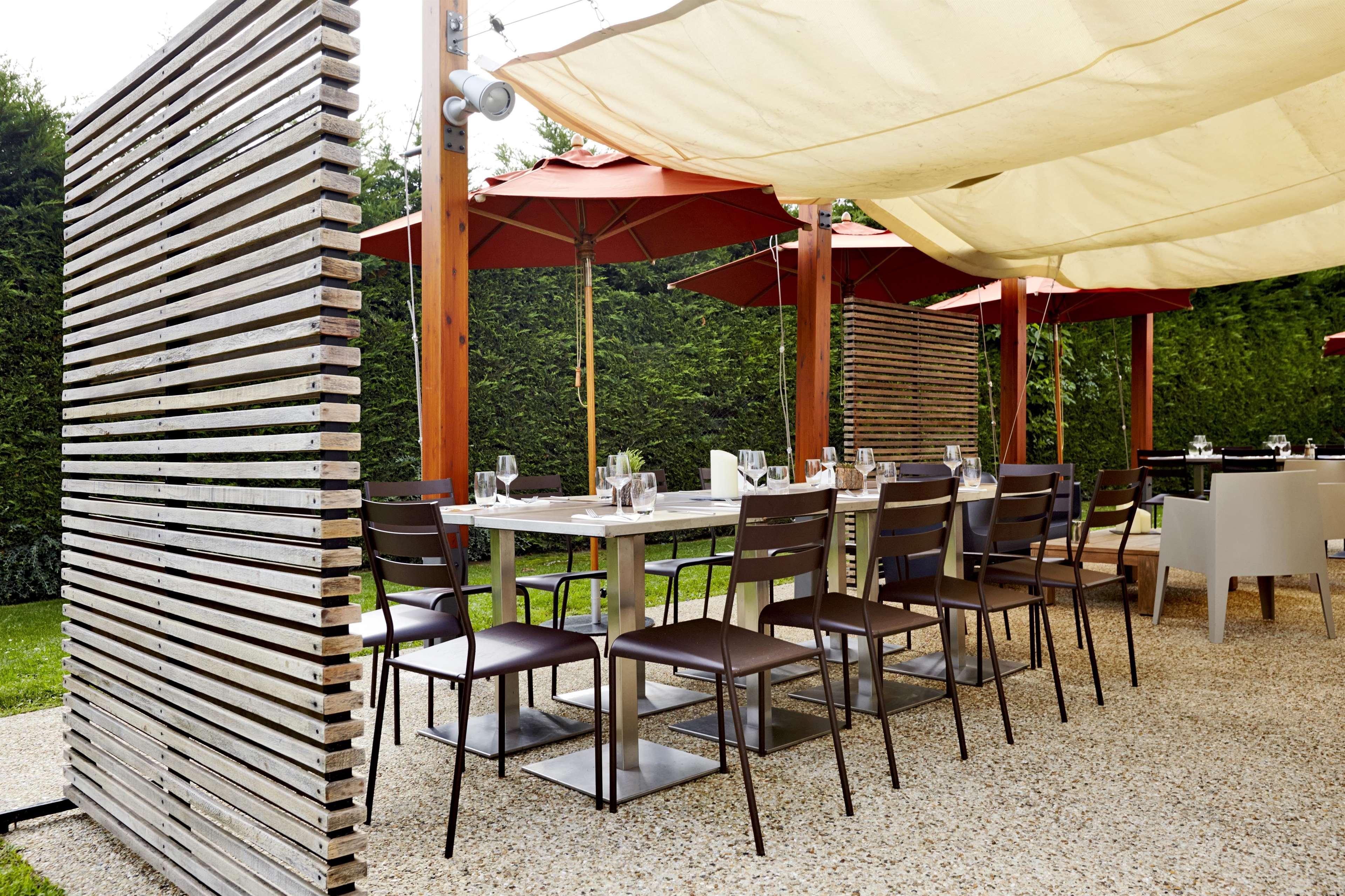 Campanile Villennes-Sur-Seine - Poissy - Hotel Renove En 2024 Exterior photo